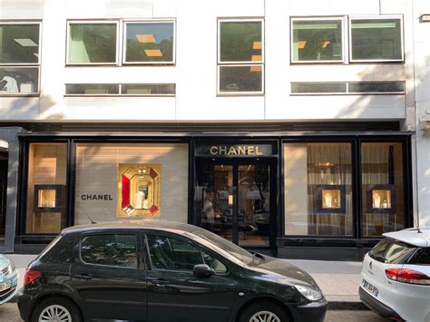 CHANEL PARIS 42 MONTAIGNE